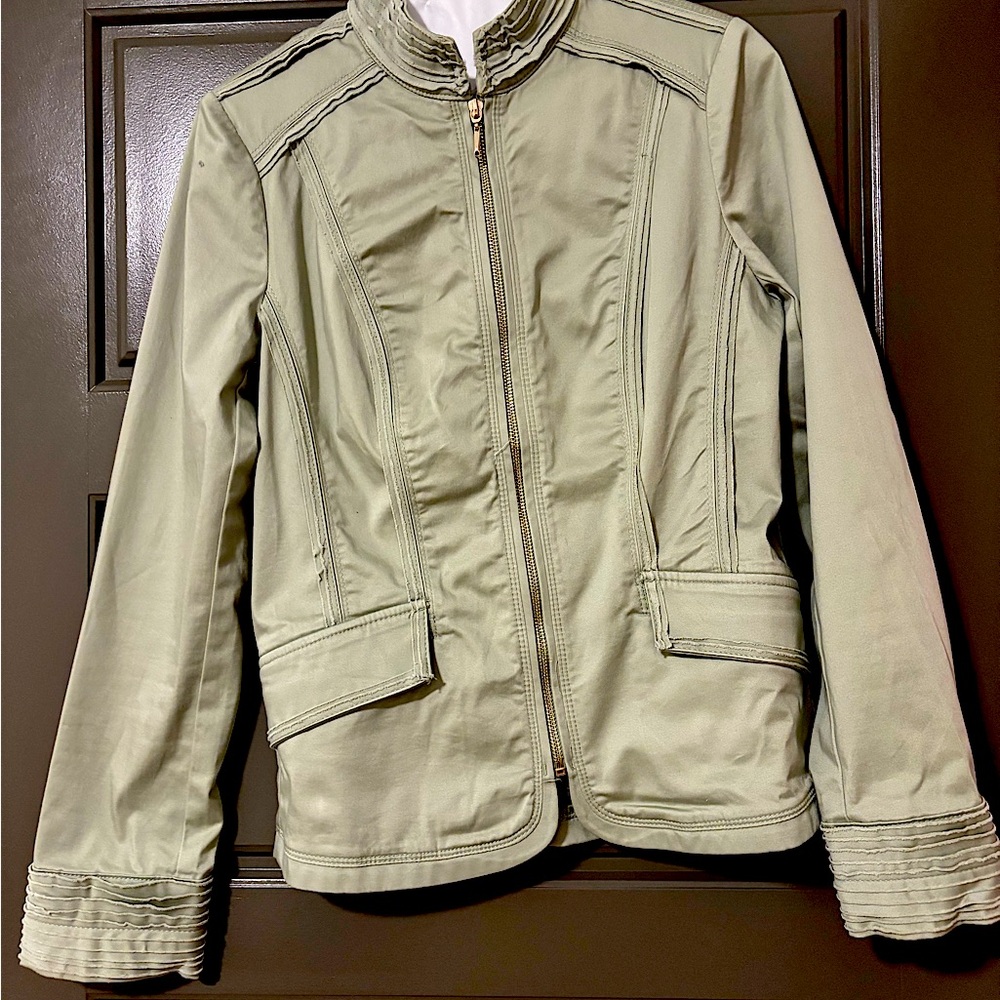 Women’s fitted military jacket